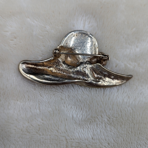 Red Hat Society Pin Brooch and Bracelet Accessories - Picture 4 of 4